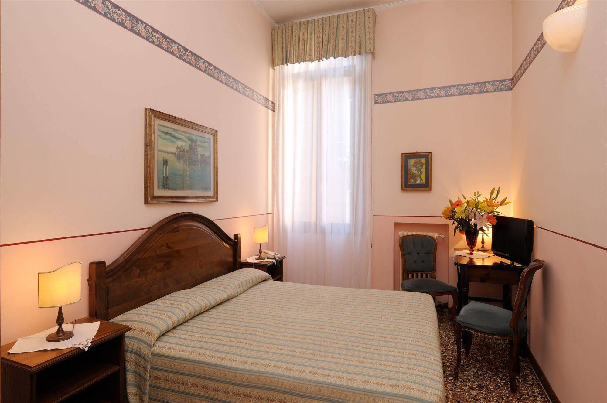 De L'alboro Hotel Venecia